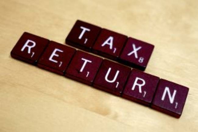 What documents are required for e-filing income tax returns in India?